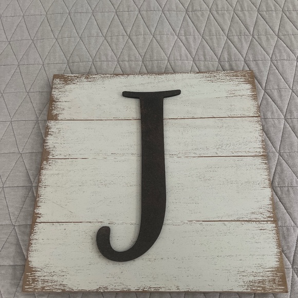 Letter J Farmhouse sign